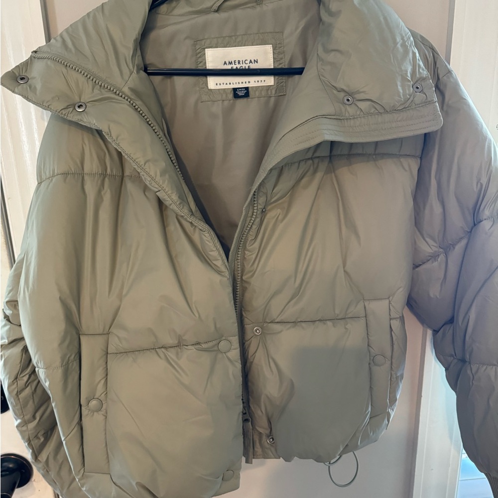 American Eagle Puffer Coat. Brand new!